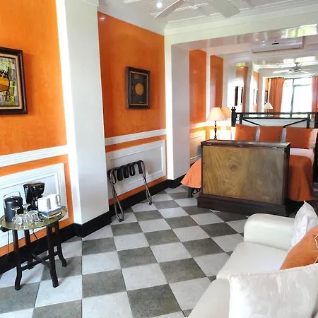 Villa Caletas